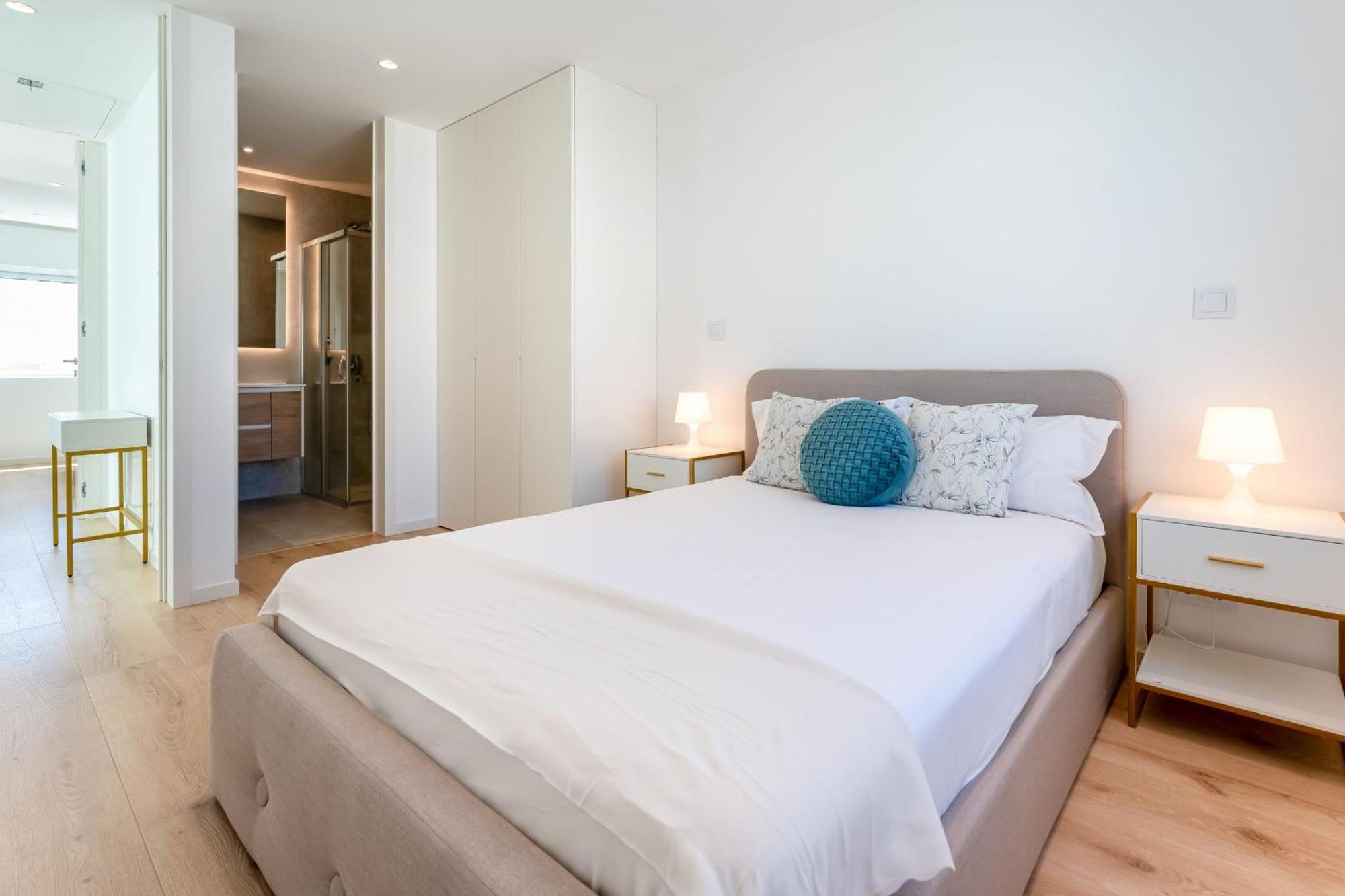 Luxurious 3 Bdr House With Pool & Bbq By Lovelystay * Lagos