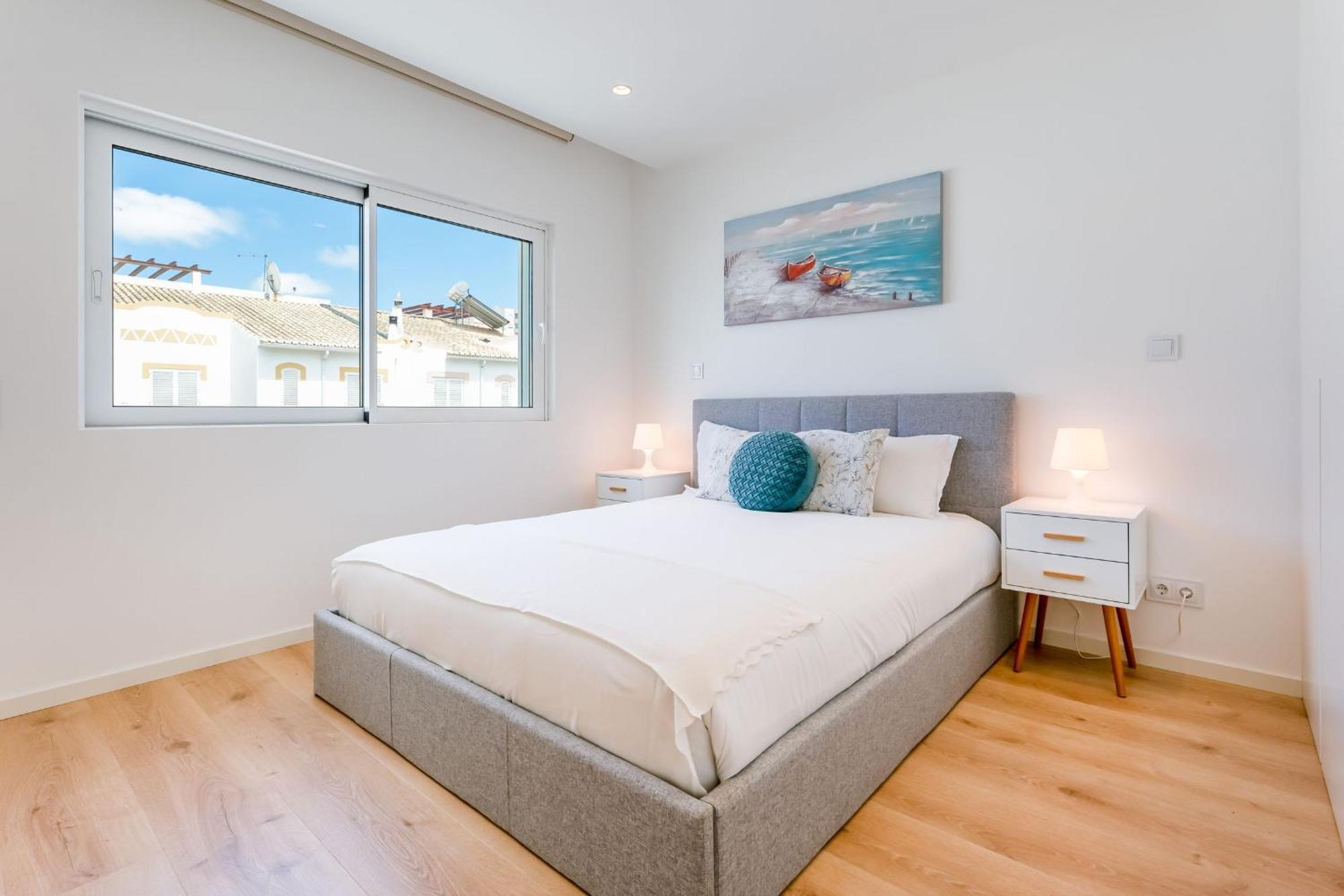 Luxurious 3 Bdr House With Pool & Bbq By Lovelystay * Lagos