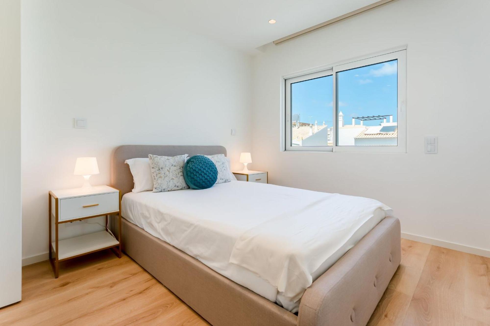 Luxurious 3 Bdr House With Pool & Bbq By Lovelystay * Lagos